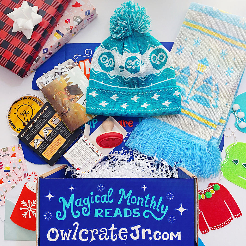 http://www.owlcrate.com/cdn/shop/products/Bundle2-1WinterReady_1024x1024.jpg?v=1668814603